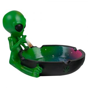 CENICERO REDONDO DISEÑO ALIEN VERDE FUMANDO